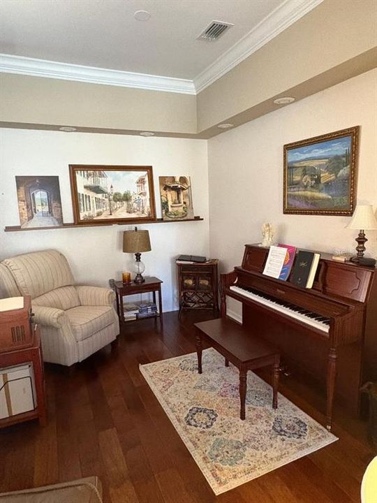 待售: $374,900 (3 贝兹, 2 浴室, 1977 平方英尺)