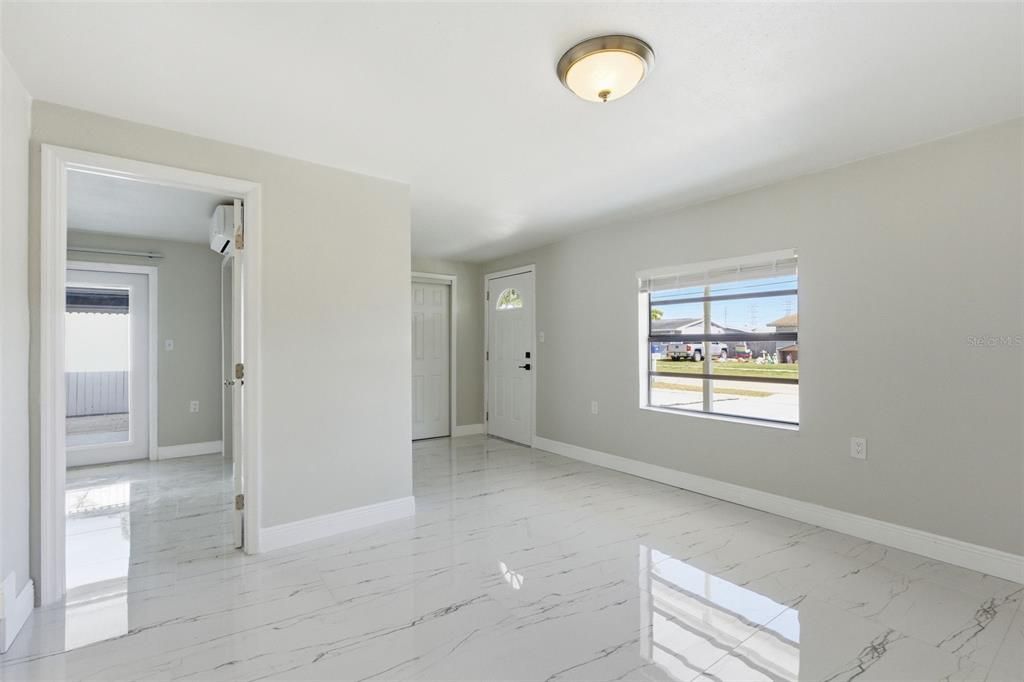 For Sale: $419,000 (4 beds, 2 baths, 1480 Square Feet)