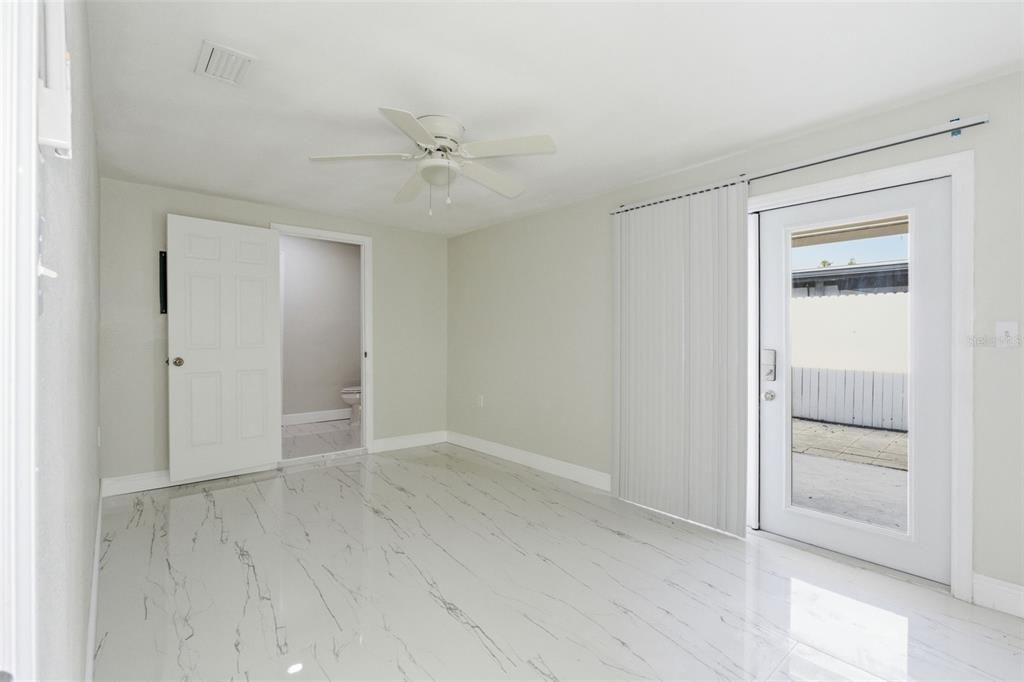 For Sale: $419,000 (4 beds, 2 baths, 1480 Square Feet)