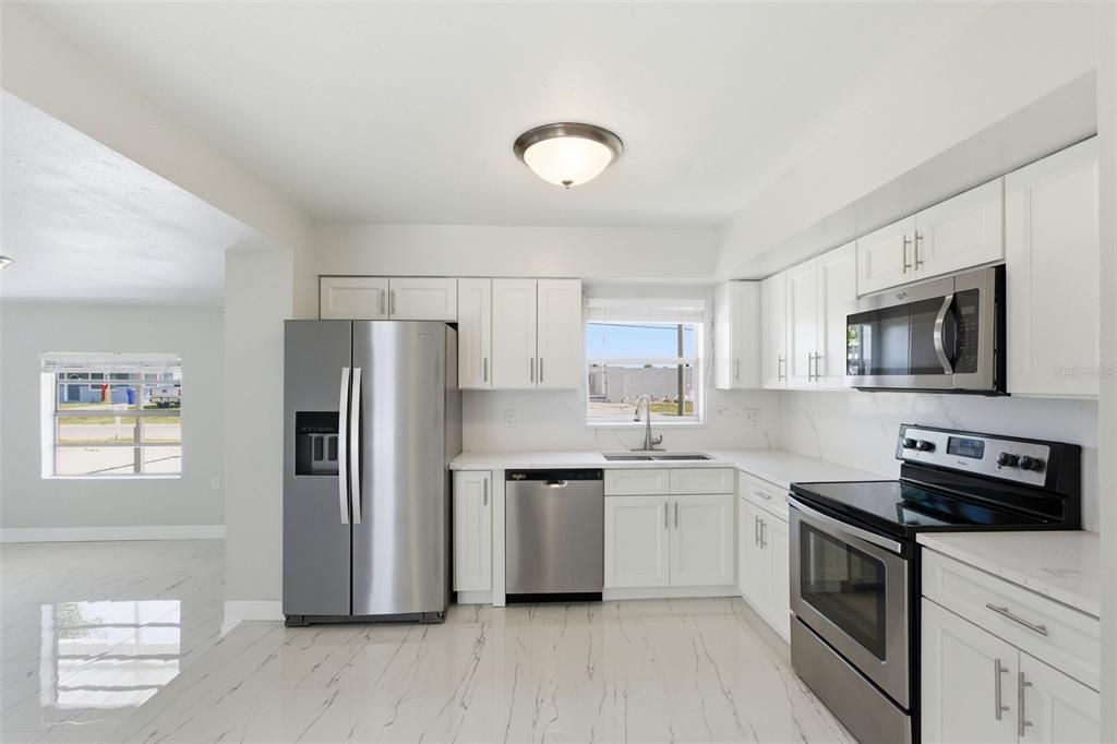 For Sale: $419,000 (4 beds, 2 baths, 1480 Square Feet)