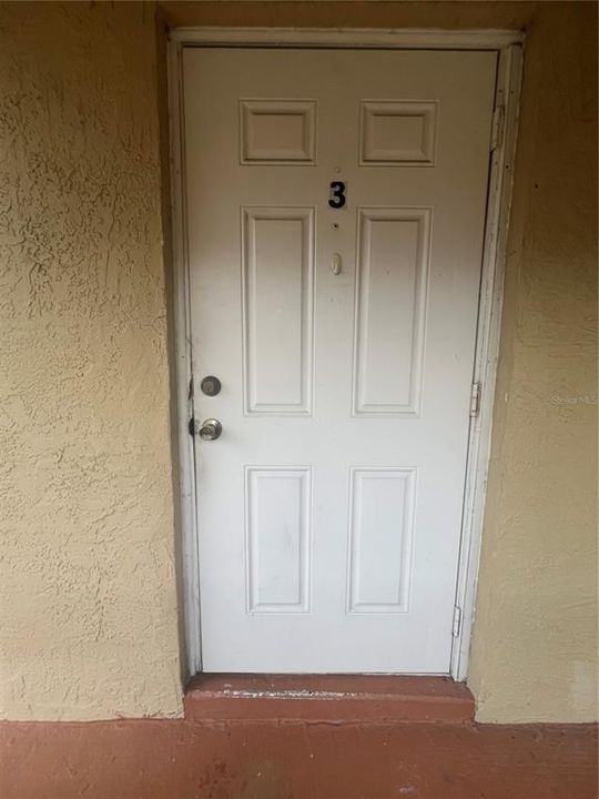 В аренду: $1,300 (2 спален, 1 ванн, 784 Квадратных фут)