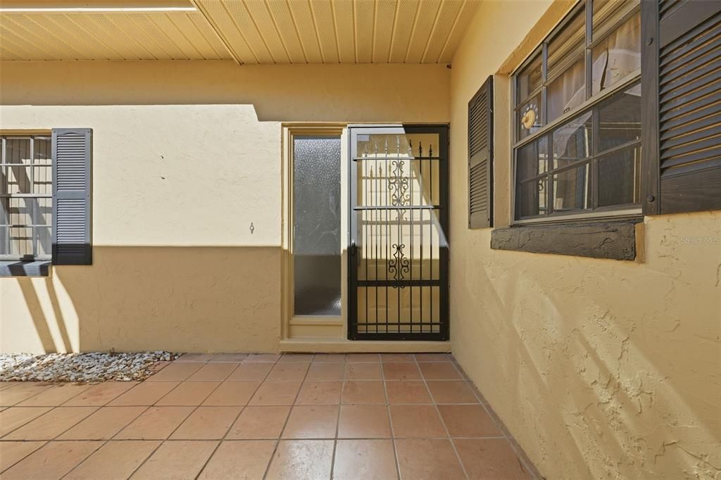 For Sale: $395,000 (2 beds, 2 baths, 1416 Square Feet)