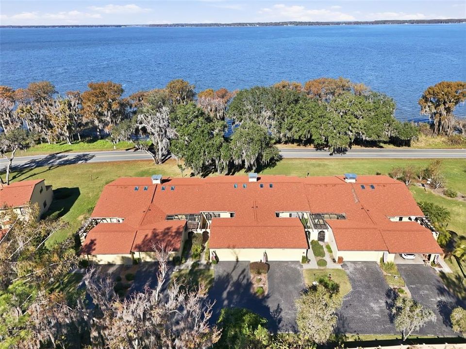 For Sale: $395,000 (2 beds, 2 baths, 1416 Square Feet)