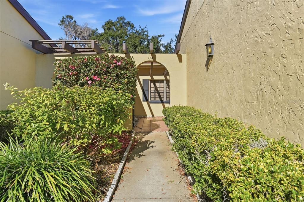 For Sale: $395,000 (2 beds, 2 baths, 1416 Square Feet)