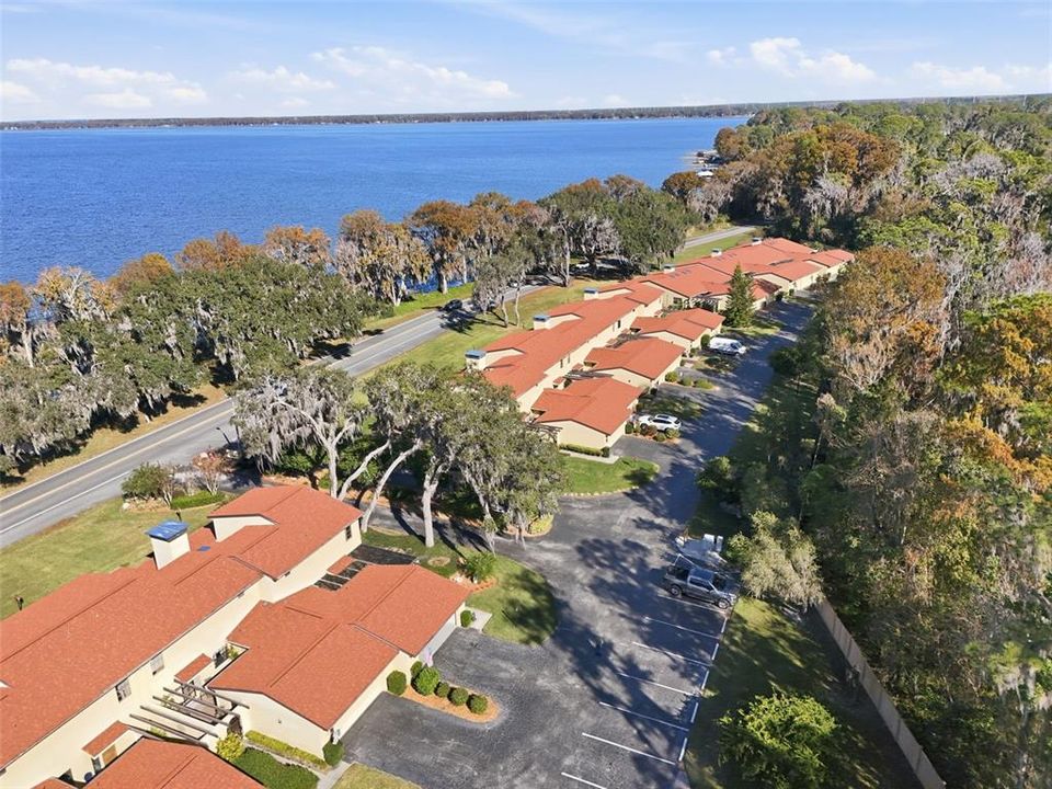 For Sale: $395,000 (2 beds, 2 baths, 1416 Square Feet)