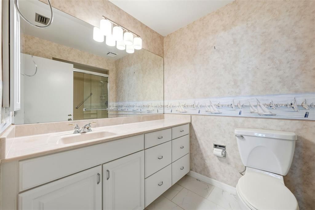 For Sale: $395,000 (2 beds, 2 baths, 1416 Square Feet)