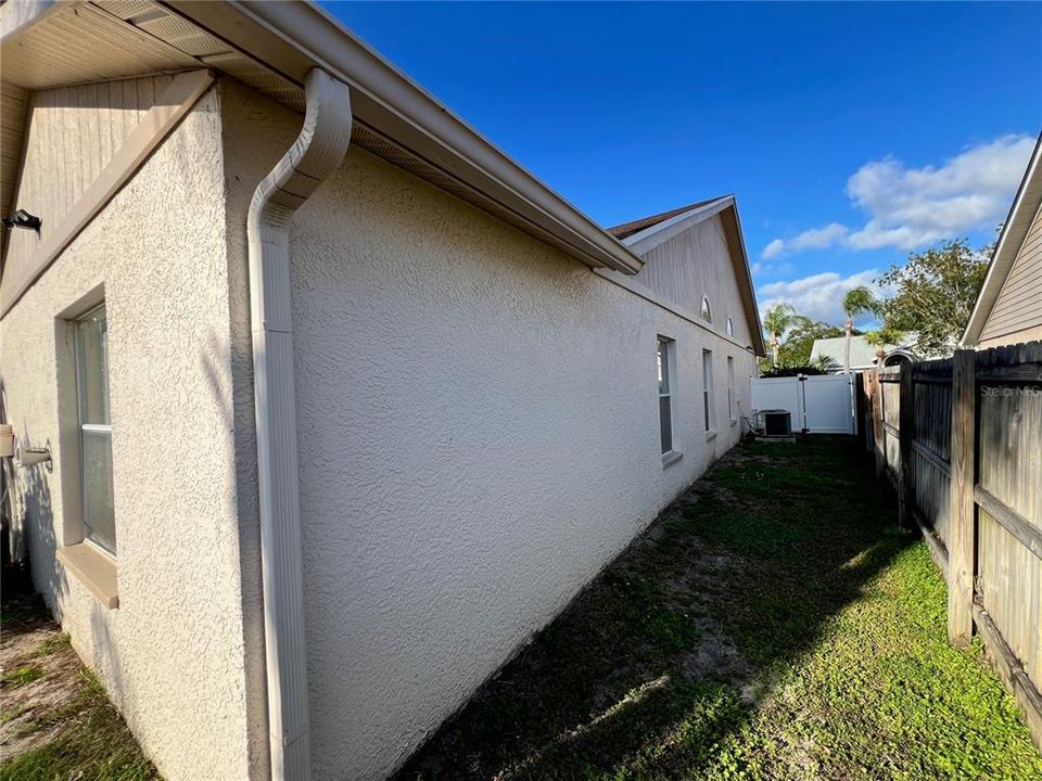 На продажу: $575,000 (4 спален, 2 ванн, 2258 Квадратных фут)