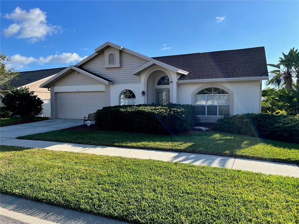 На продажу: $575,000 (4 спален, 2 ванн, 2258 Квадратных фут)