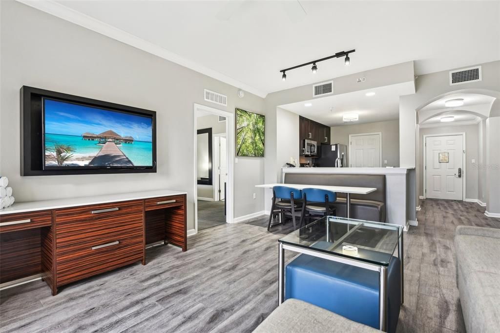 For Sale: $210,000 (2 beds, 2 baths, 1375 Square Feet)