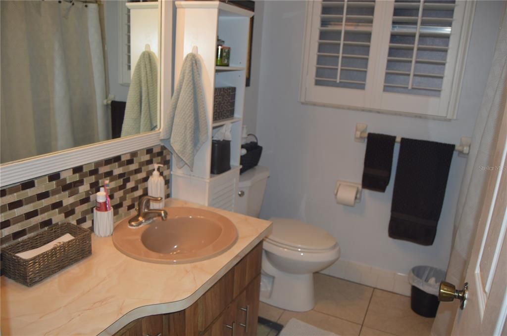 For Sale: $289,900 (2 beds, 2 baths, 1135 Square Feet)