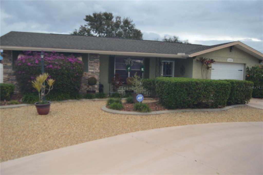 For Sale: $289,900 (2 beds, 2 baths, 1135 Square Feet)