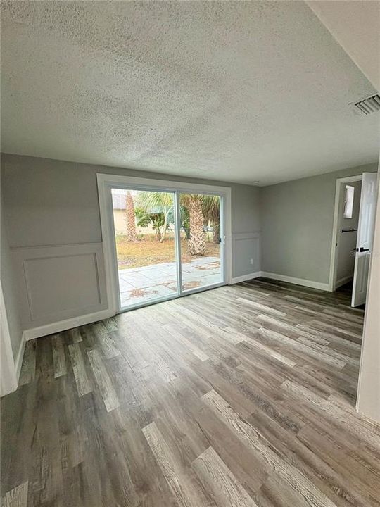 出租: $1,695 (3 贝兹, 2 浴室, 1249 平方英尺)