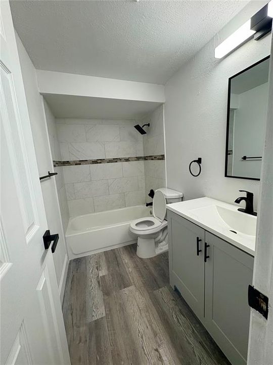 出租: $1,695 (3 贝兹, 2 浴室, 1249 平方英尺)