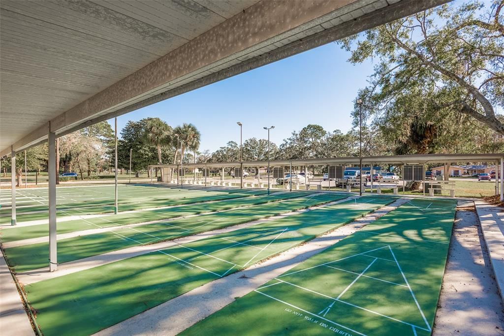 待售: $110,000 (2 贝兹, 2 浴室, 984 平方英尺)