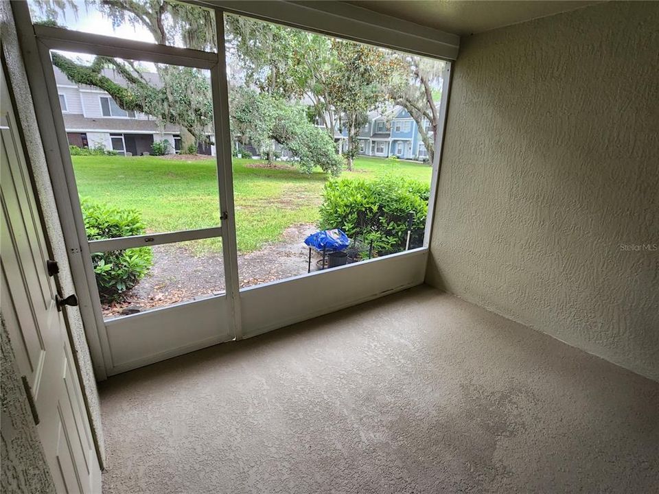 For Sale: $245,000 (2 beds, 2 baths, 1095 Square Feet)