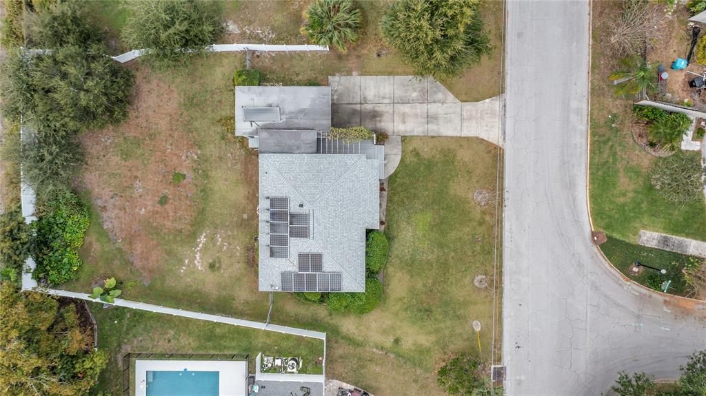 For Sale: $425,000 (2 beds, 1 baths, 960 Square Feet)