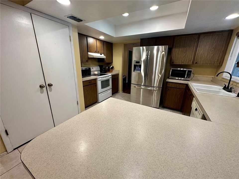 待售: $390,000 (3 贝兹, 2 浴室, 1565 平方英尺)