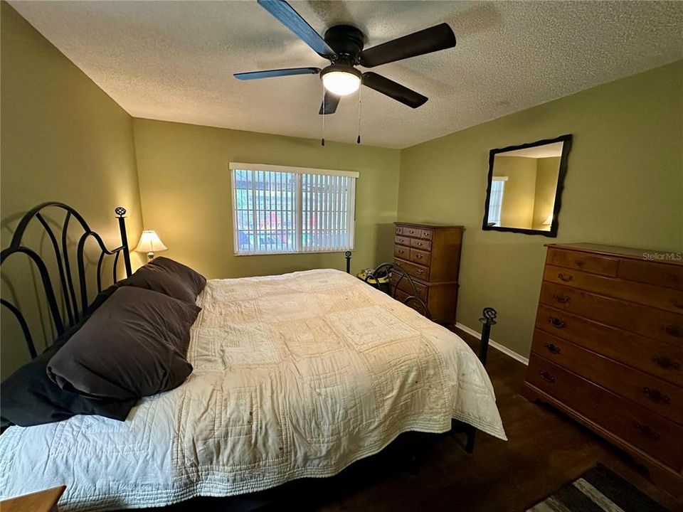 待售: $390,000 (3 贝兹, 2 浴室, 1565 平方英尺)