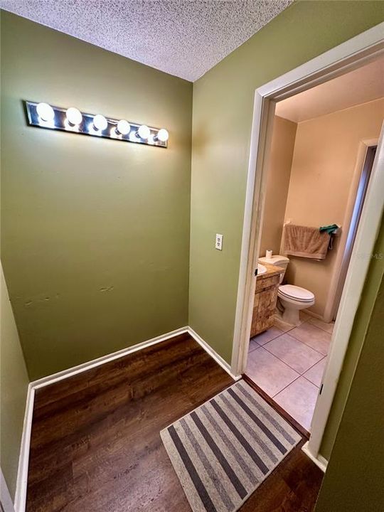 待售: $390,000 (3 贝兹, 2 浴室, 1565 平方英尺)