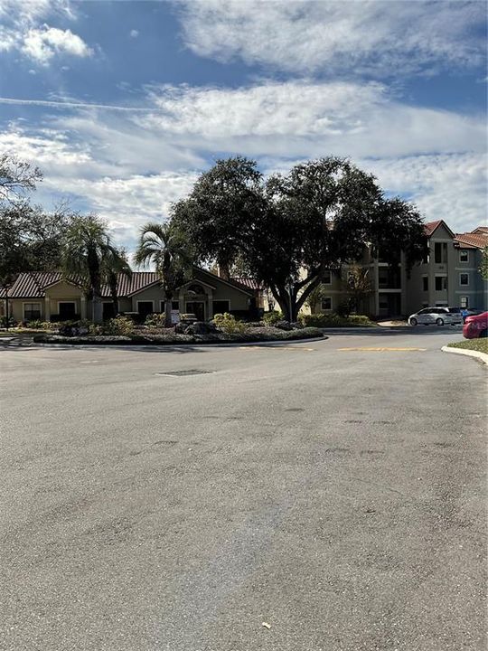 En Venta: $241,000 (2 camas, 2 baños, 937 Pies cuadrados)