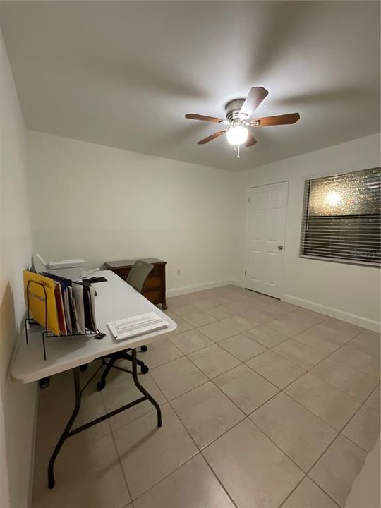 En Venta: $241,000 (2 camas, 2 baños, 937 Pies cuadrados)