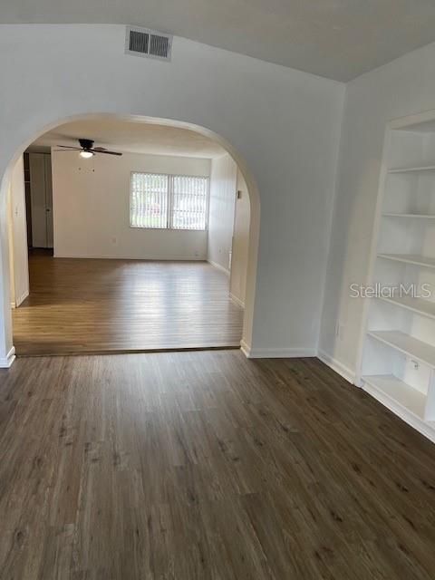 For Rent: $2,200 (3 beds, 2 baths, 1419 Square Feet)