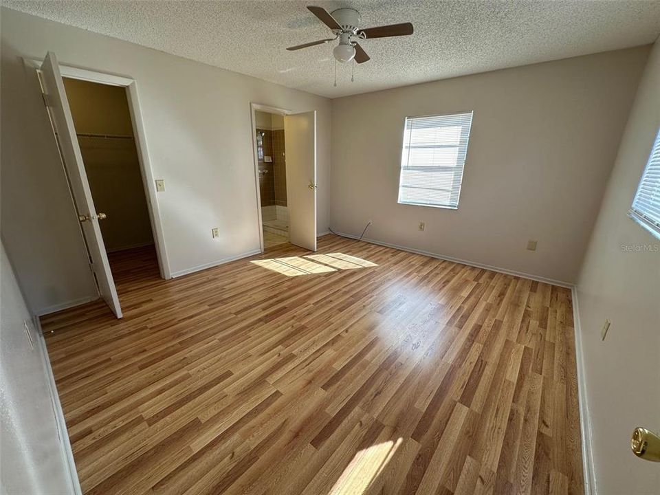 待售: $259,000 (3 贝兹, 2 浴室, 1391 平方英尺)