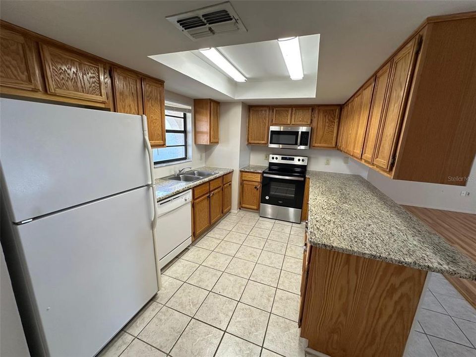 待售: $259,000 (3 贝兹, 2 浴室, 1391 平方英尺)