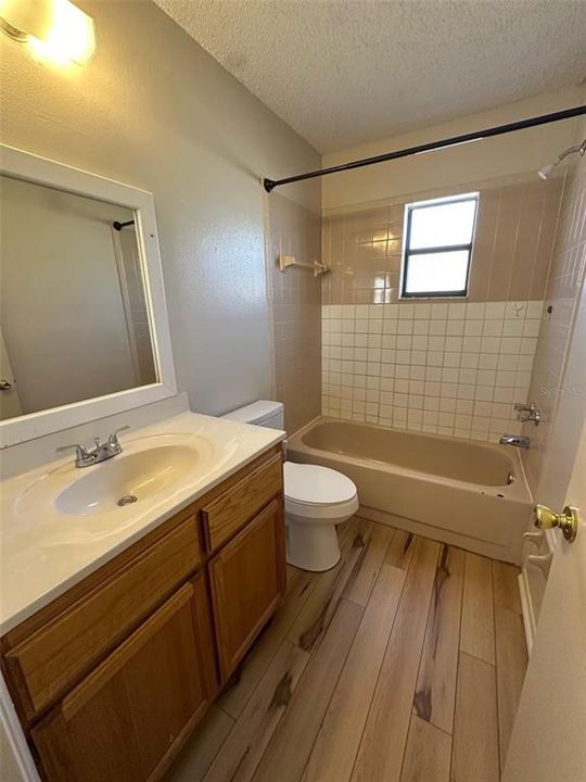 待售: $259,000 (3 贝兹, 2 浴室, 1391 平方英尺)