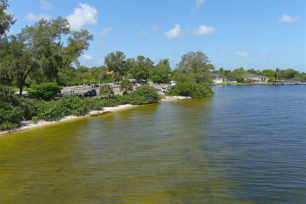 На продажу: $237,500 (3 спален, 1 ванн, 1080 Квадратных фут)