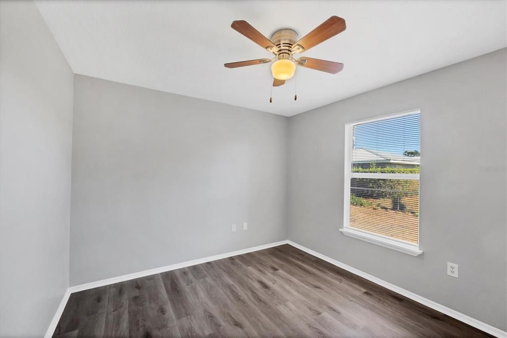 На продажу: $237,500 (3 спален, 1 ванн, 1080 Квадратных фут)