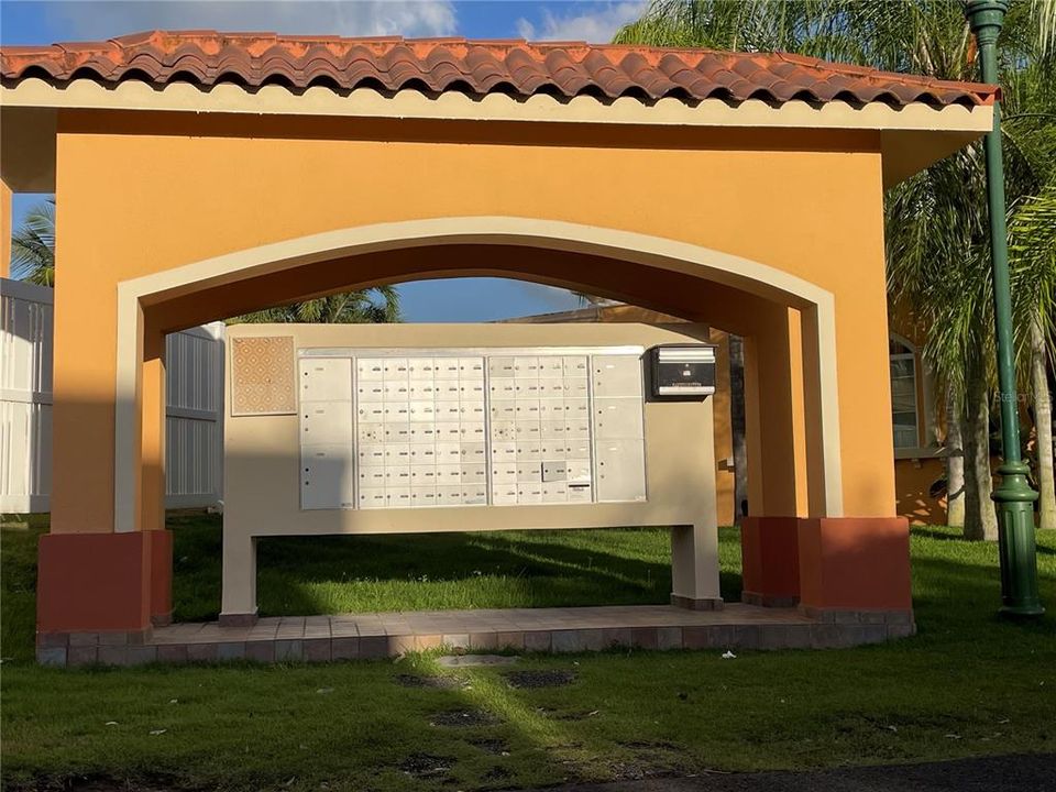 На продажу: $535,000 (4 спален, 3 ванн, 2645 Квадратных фут)