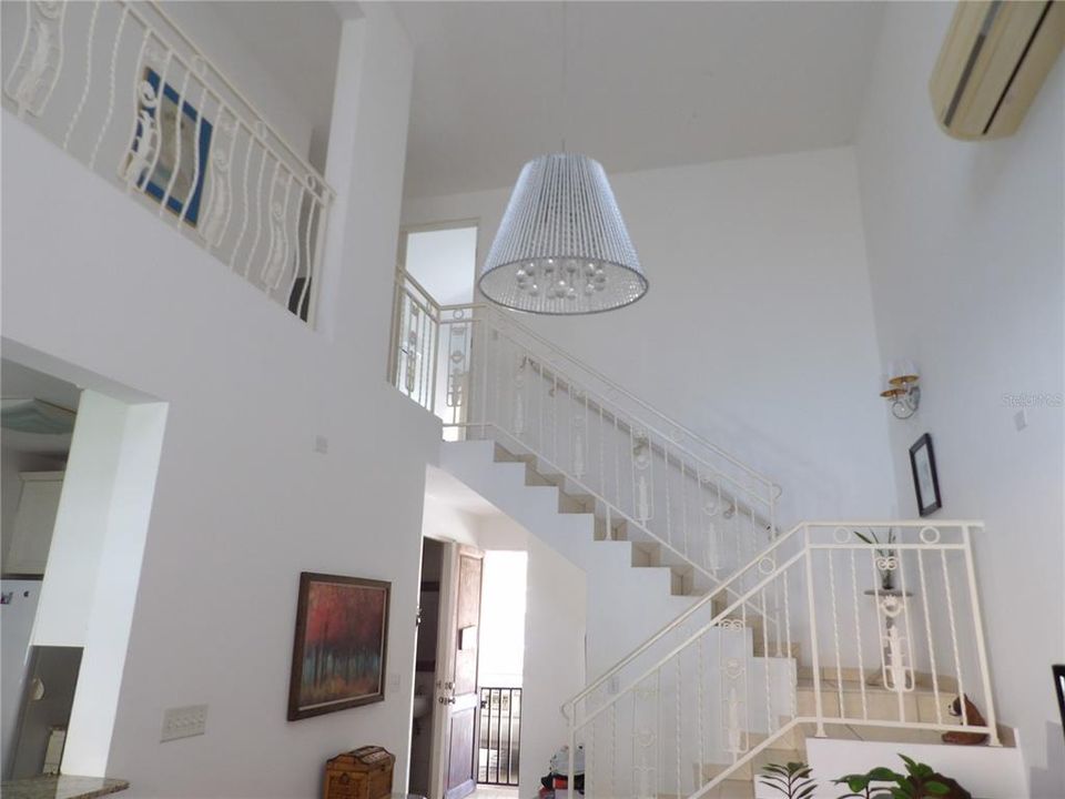 На продажу: $535,000 (4 спален, 3 ванн, 2645 Квадратных фут)