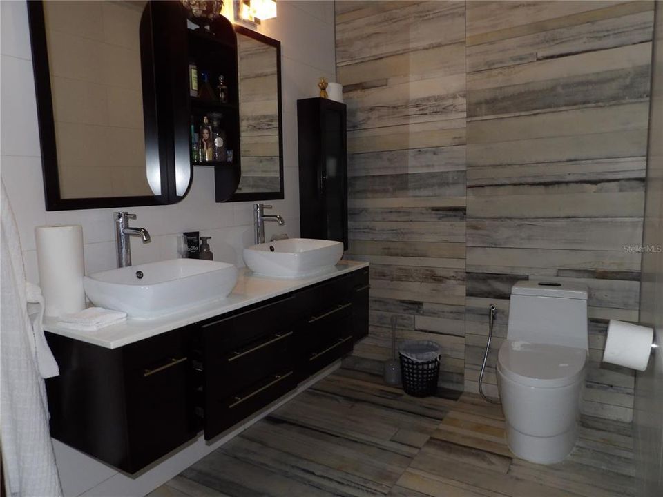 На продажу: $535,000 (4 спален, 3 ванн, 2645 Квадратных фут)