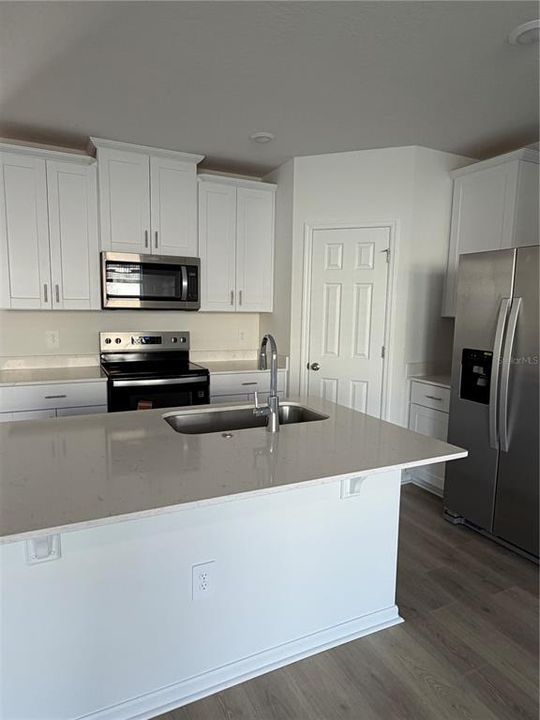 В аренду: $2,200 (3 спален, 2 ванн, 1485 Квадратных фут)