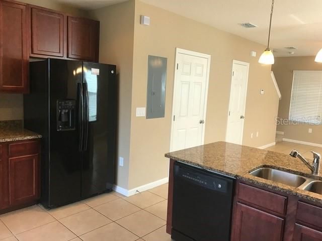 En Renta: $1,800 (2 camas, 2 baños, 1076 Pies cuadrados)