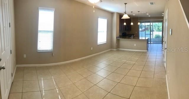 En Renta: $1,800 (2 camas, 2 baños, 1076 Pies cuadrados)