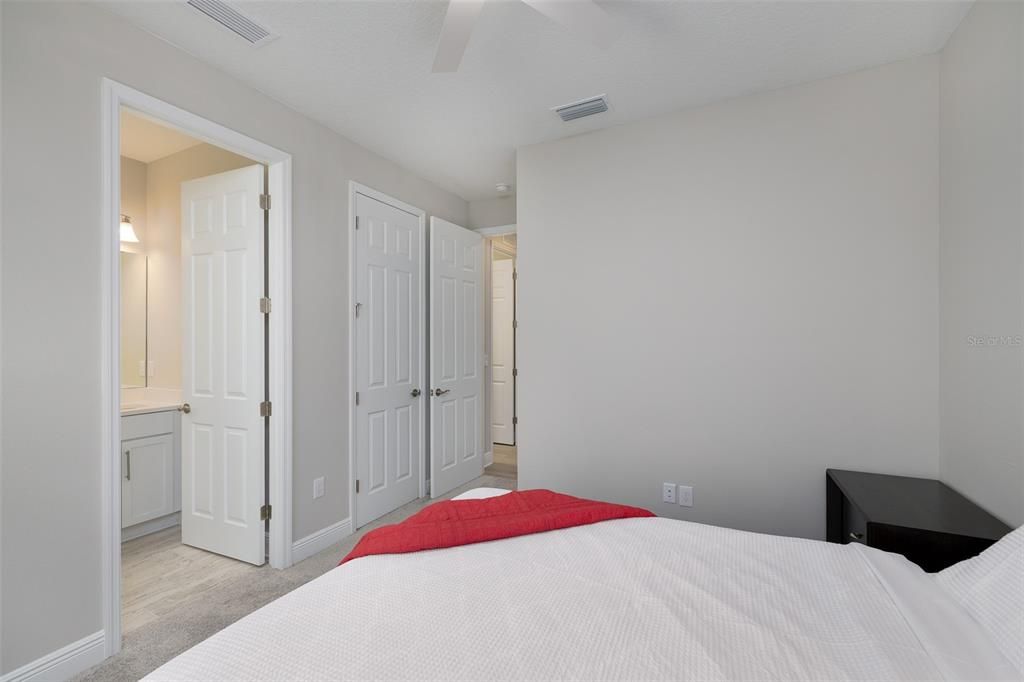 На продажу: $535,000 (3 спален, 3 ванн, 2142 Квадратных фут)