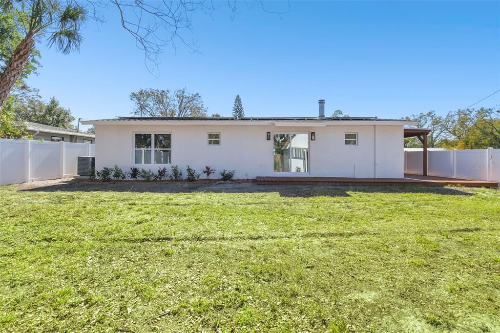 待售: $425,000 (3 贝兹, 2 浴室, 1073 平方英尺)