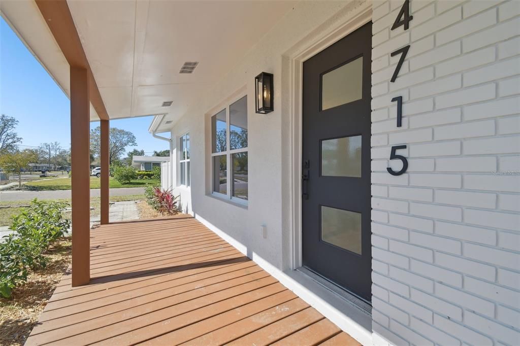 待售: $425,000 (3 贝兹, 2 浴室, 1073 平方英尺)