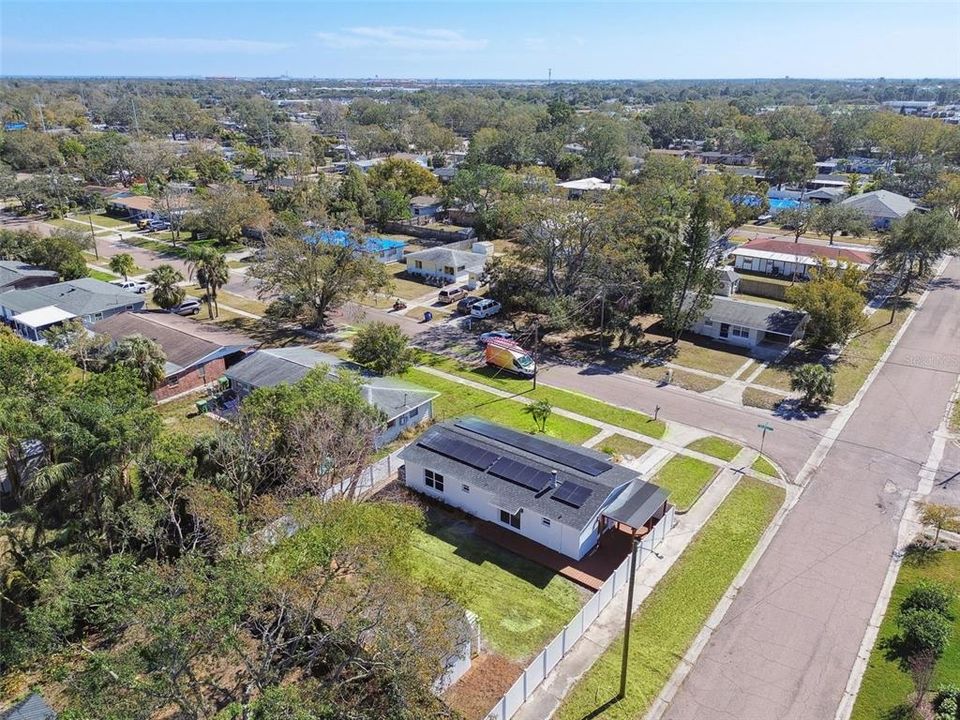 待售: $425,000 (3 贝兹, 2 浴室, 1073 平方英尺)