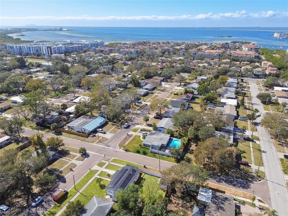 待售: $425,000 (3 贝兹, 2 浴室, 1073 平方英尺)