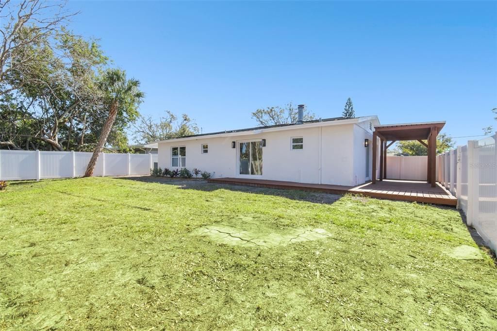 待售: $425,000 (3 贝兹, 2 浴室, 1073 平方英尺)