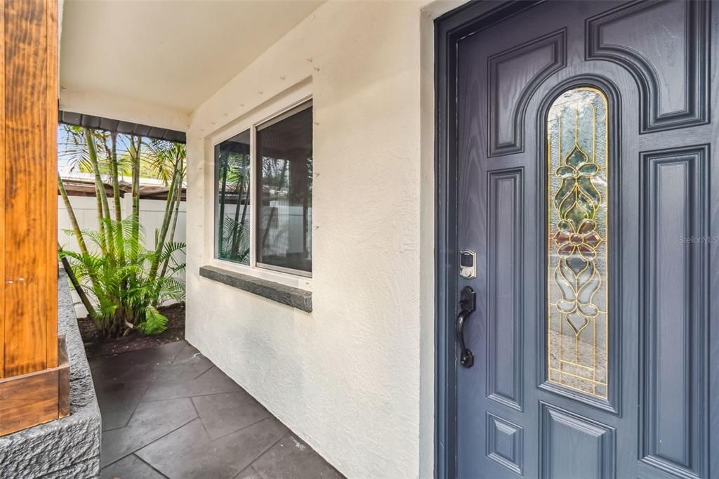 На продажу: $529,900 (2 спален, 1 ванн, 1038 Квадратных фут)