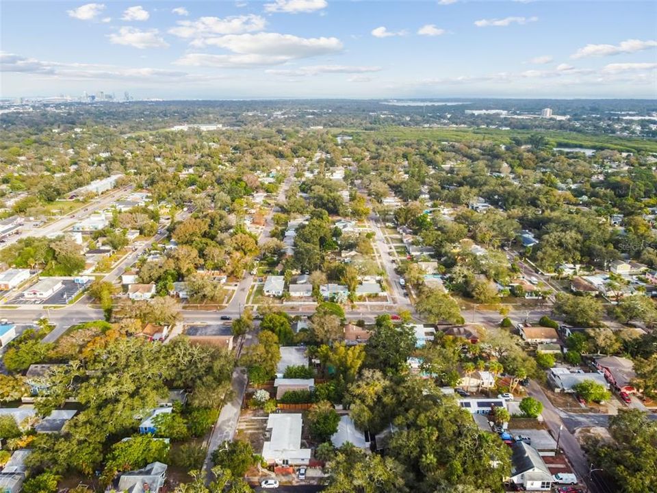 На продажу: $529,900 (2 спален, 1 ванн, 1038 Квадратных фут)