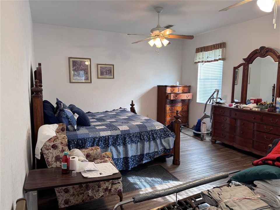 For Sale: $339,000 (3 beds, 2 baths, 1861 Square Feet)