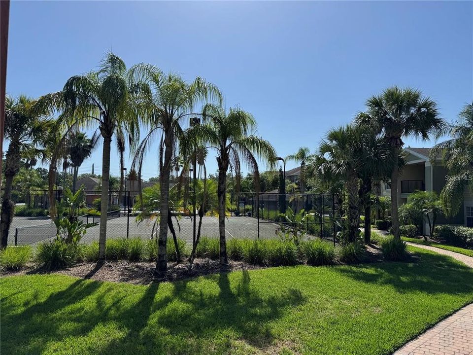 For Rent: $2,000 (3 beds, 2 baths, 1180 Square Feet)