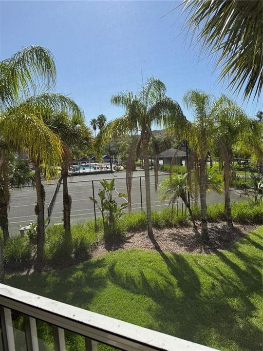 For Rent: $2,000 (3 beds, 2 baths, 1180 Square Feet)