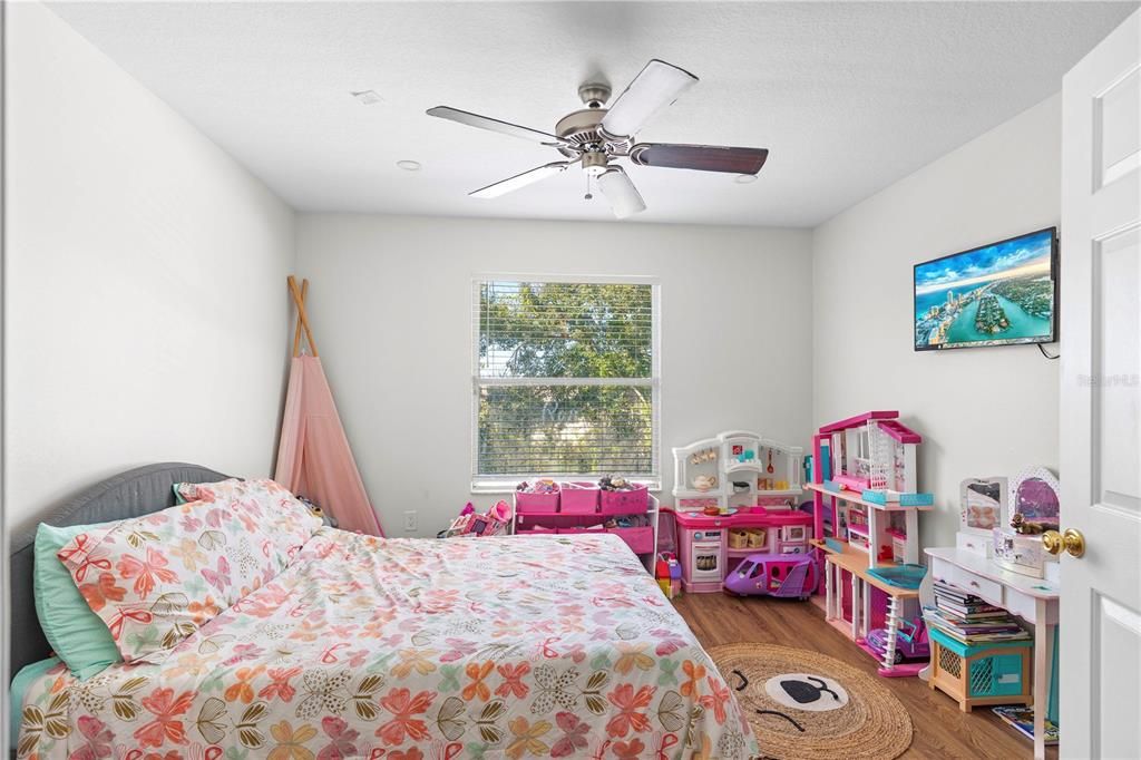 En Venta: $525,000 (6 camas, 3 baños, 2998 Pies cuadrados)