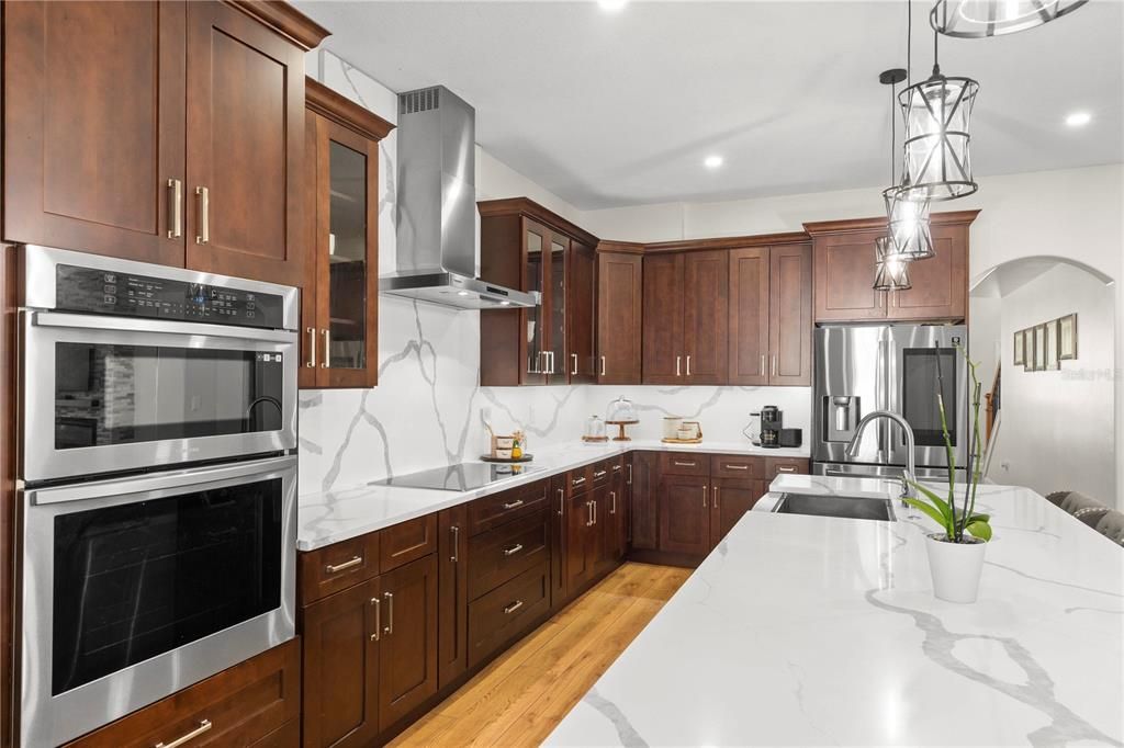 En Venta: $525,000 (6 camas, 3 baños, 2998 Pies cuadrados)